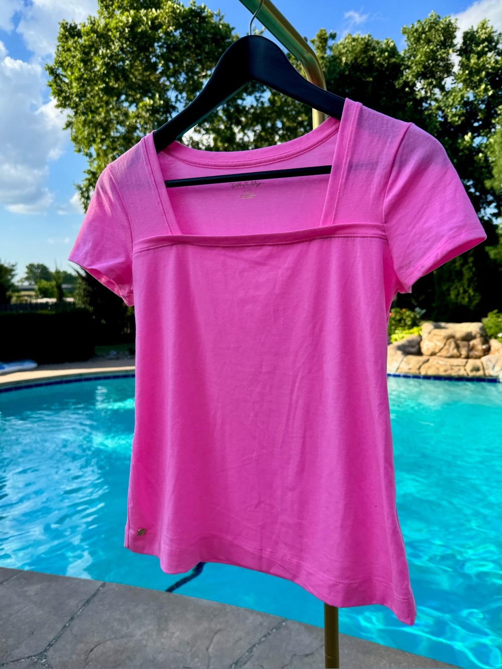 Lilly Pulitzer Bright Pink Square-Neck Short Sleeve Tee NWOT Beauty XXS